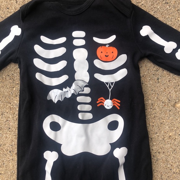 - Baby skeleton outfit 12 month - Picture 2 of 5